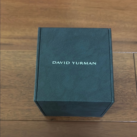 David Yurman Black Jewelry Box - Picture 1 of 3